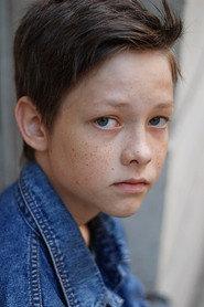 Jona Eisenblätter as Max Bergmann in Max und die wilde 7 2020
