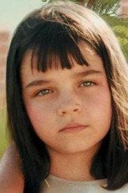 Alessandra González as Elena in Goat Girl 2025