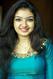 Malavika Nair as Mariyakutty in Akkaldhamayile Pennu 2015