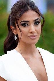 Pervin Abiyeva as Aslı in Astral Seyahat 2019