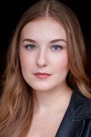 Zoë Fraser as Chloe Cratchley in Bark Ranger 2015