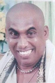 Habib Khan as  in Tosnos 