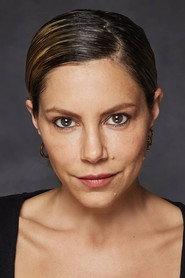 Inés Palombo as Sol in Swiping Love 2019