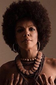Patrícia Costa as Leila in Uma Vida Dividida 1999