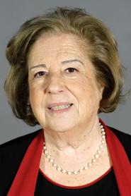 Catarina Avelar as Beatriz in O Segredo das Pedras Vivas 2016