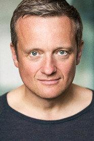 Christopher Howell as Bert Barry in 42nd Street 2019