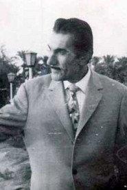 Yas Ali Nasir as  in Layla in Iraq 1949