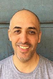 Hakim Romatif as Le vendeur in Ricky 2009