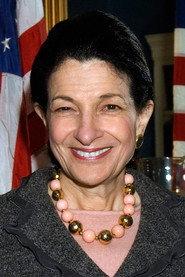 Olympia Snowe as Self in 14 Women 2007