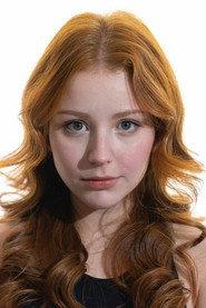 Viktoriya Razumovskaya as Alina in New Year's Salad 2022