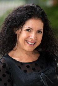 Nabila Ben Youssef as Esmeralda in Cadenassé