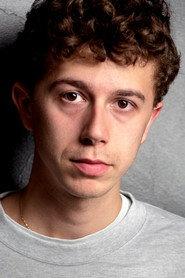 Adrien Simion as Don Arias in Le Cid 2026