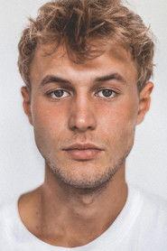 Ludwig Simon as Thorben in Im Niemandsland 2019