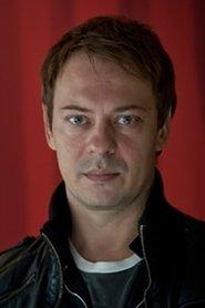 Goran Jevtić as Taksista in From Love 2019
