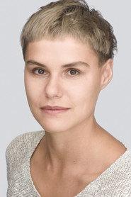 Kinga Ötvös as Patricia in Treasure City 2020