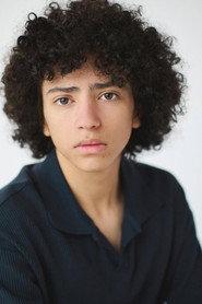 Dominic Mariche as Sean in The Christmas Yule Blog 2020