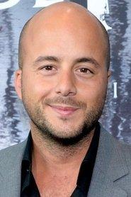 Jon Karthaus as Moes Brinksma in Zoop In Africa 2005