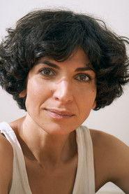 Neda Rahmanian as Randa in Das Beste kommt noch! 2023