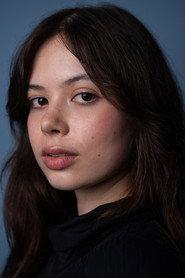 Larissa Camargo as  in Flora's Diary 