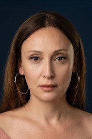 Gülçin Santırcıoğlu as Aylin in Birth 2008