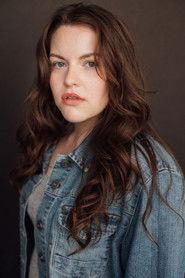 Katelyn Wells as Candis in Best Friends Forever 2018