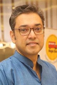 Anupam Roy as Himself in Praktan 2016