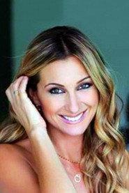 Giolanta Diamanti as Mina in Ariadni 2002