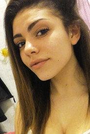 Erika Gagliano as Sofia in Momenti di donne 2026