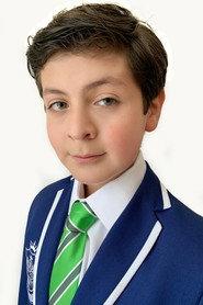 JD Santiago Robledo as Niño Bulleador - Doblaje in Felipe 2021