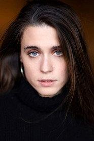 Paola Buratto as Giulia in Twin Stars 2026