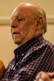 Rubén Vázquez as Self - Performer in Tlen-Huicani