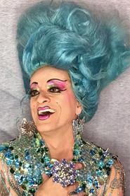 Mado Lamotte as Self in Drags - Reines de la pop 2023