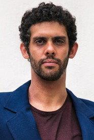 André Dale as André Bomfim in Sillas Bomfim - Jovem Roteirista