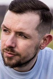 Paul Alwright as Glenner in Cardboard Gangsters 2017