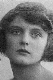 Zoe Palmer as Rosa, dochter van de cipier in The Black Tulip 1921