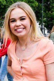 Amalie Sporsheim as Ingrid in Royalteen 2022