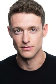 Adam Goodbody as Carl Webber in Rosamunde Pilcher: Wer immer du bist 2025
