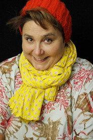 Valérie Flan as La gardienne in Bleu Catacombes 2014