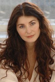 Jacqueline Pennewill as Jackie in Walls 2006
