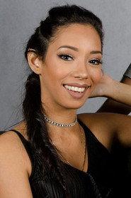 Camilla Bastos as Liza in Water Park Shark 2026
