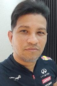 Marcos Maderito as Cantor Gang do Eletro in Orphans of Eldorado 2015