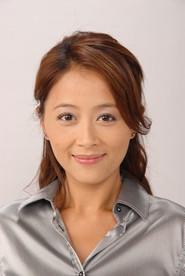 Sherming Yiu Lok-yee as Moon in Salon Beauty 2002