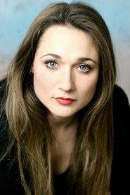 Giada Fradeani as Sandra in The Dinner 2014