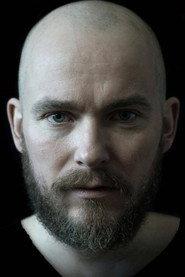 Thomas Knuth-Winterfeldt as Fyr in Steppeulve 2005