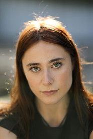 Beatriz Frazão as Isabella in Miss Beijo 2021