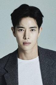Lee Hae-Woo as Jin-woo in Daughter 2014