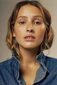 Duda Batsow as Celina in Four Girls 2025