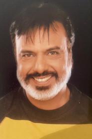 Girja Shankar as Police Commissioner Hamza Sheikh in Kal Ki Awaz 1992