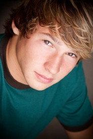 Zach Short as Derek in Tommy and the Cool Mule 2009
