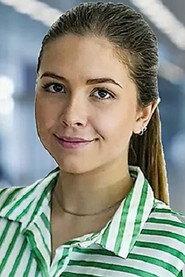 Thea Nicole Sloreby as Olivia in Merry Xmas 2020